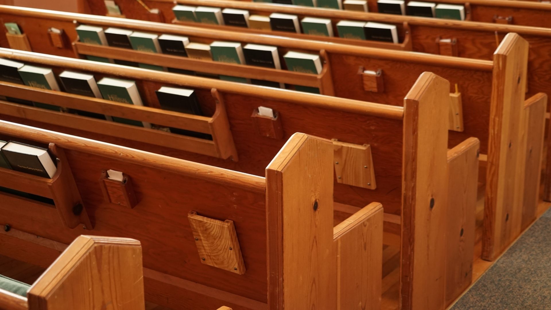 How Do People Choose a Church Roanoke